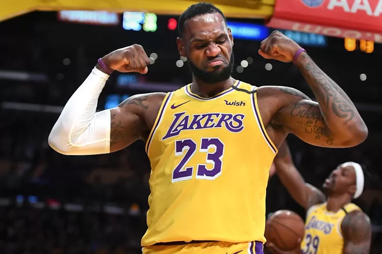 Performa LeBron James di Usia 40 Menjadi Sorotan Liga NBA